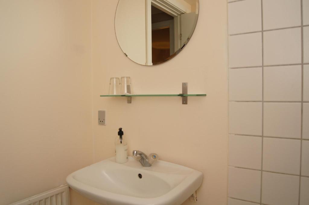 Hotel Radhuskroen Frederikssund Bilik gambar
